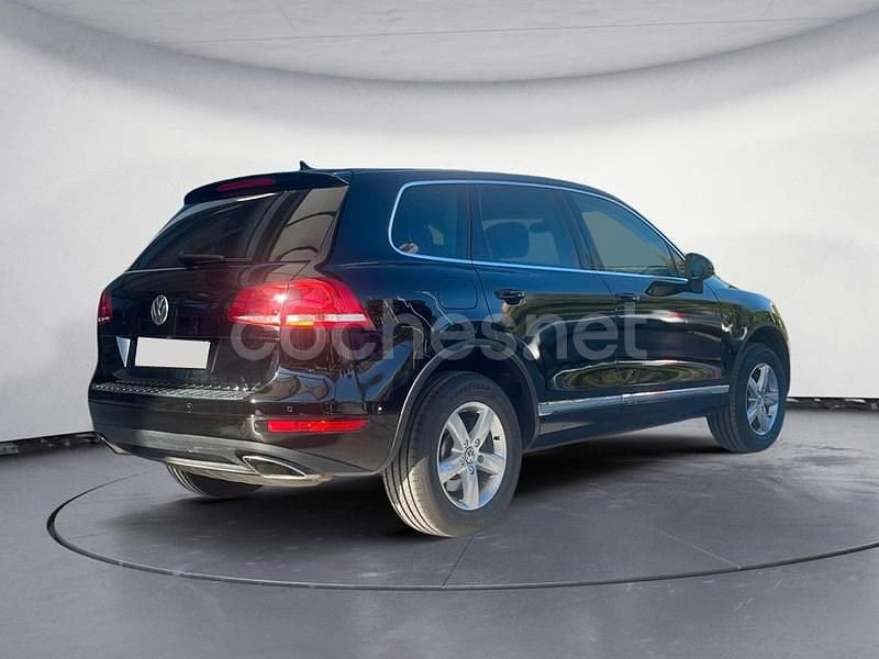 Usado VW Touareg 245 CV (180 kW) 2013 Negro SUV