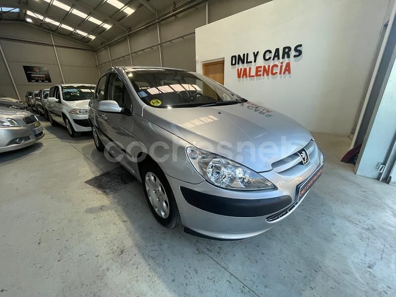 Gris / plata Usado 2005 Peugeot 307 Berlina | 3990 € (Precio justo) - Imagen 1/4