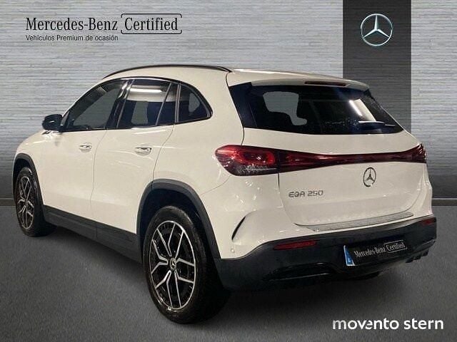 Usado Mercedes EQA250 139 kW (190 CV) 2021 Blanco polar SUV