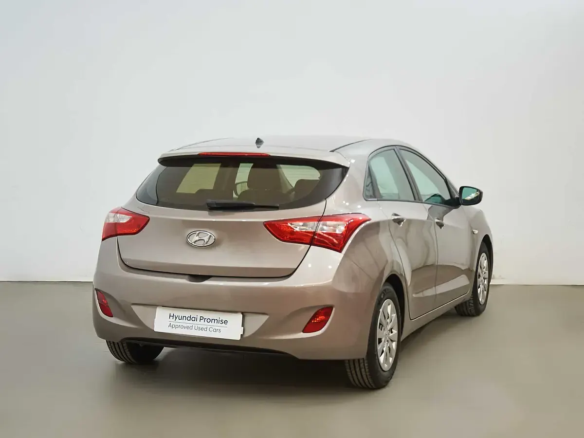 Usado Hyundai i30 90 CV (66 kW) 2015