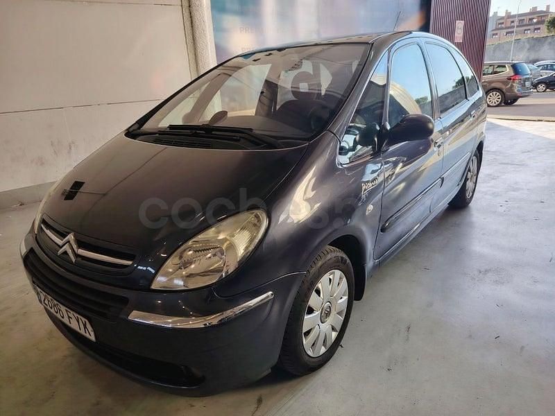 Usado Citroën Xsara Picasso 110 CV (80 kW) 2007 Gris / plata Monovolumen