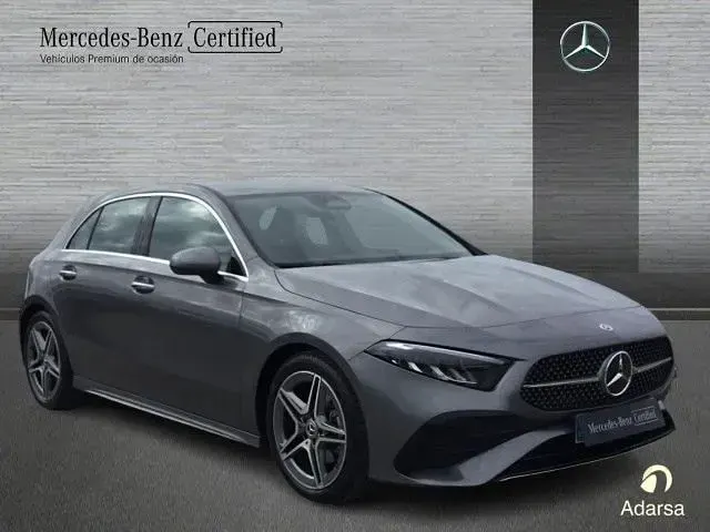 Usado Mercedes A200 163 CV (119 kW) 2025 Gris montaña