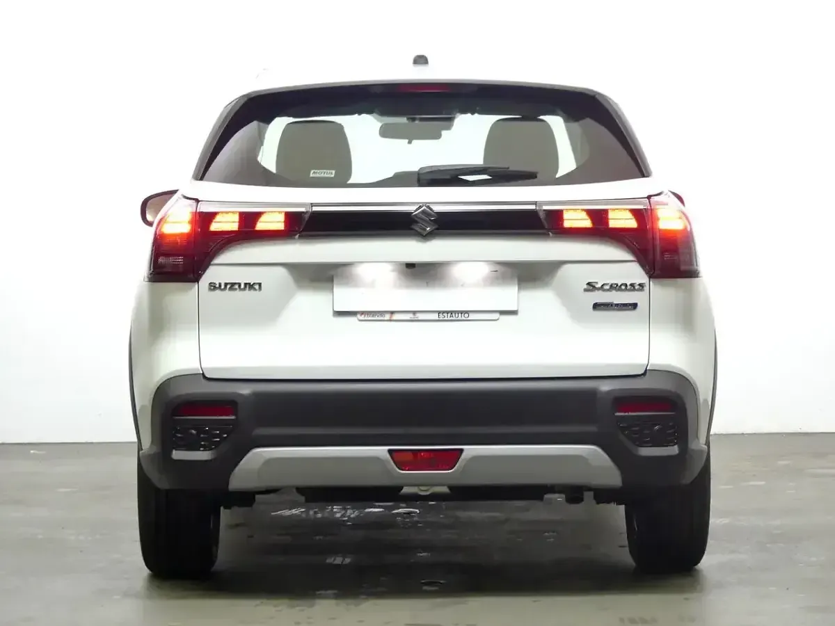 Usado Suzuki SX4 S-Cross 129 CV (94 kW) 2023 Blanco SUV