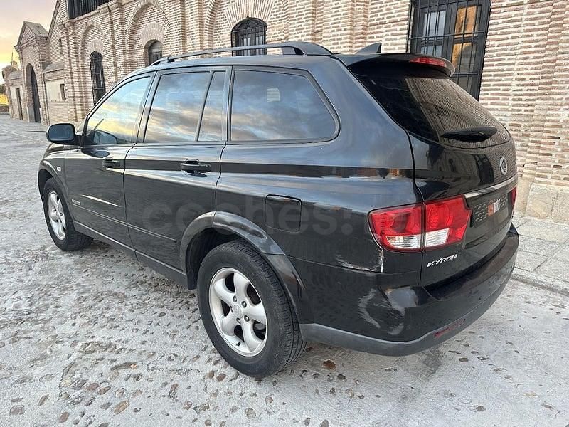 Usado Ssangyong (KGM) Kyron 141 CV (103 kW) 2008 Negro SUV