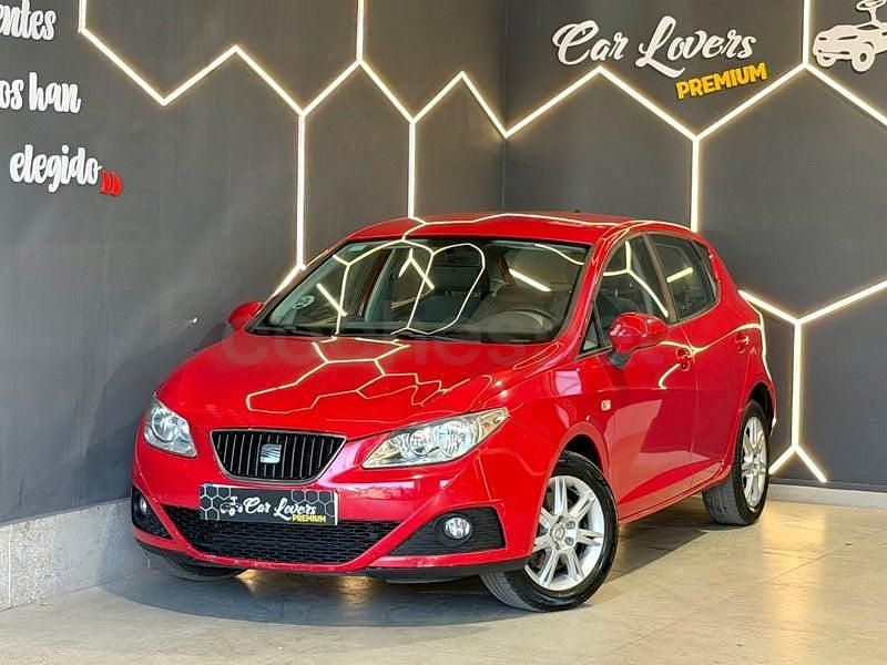 Usado Seat Ibiza Style 105 CV (77 kW) 2010 Rojo Berlina