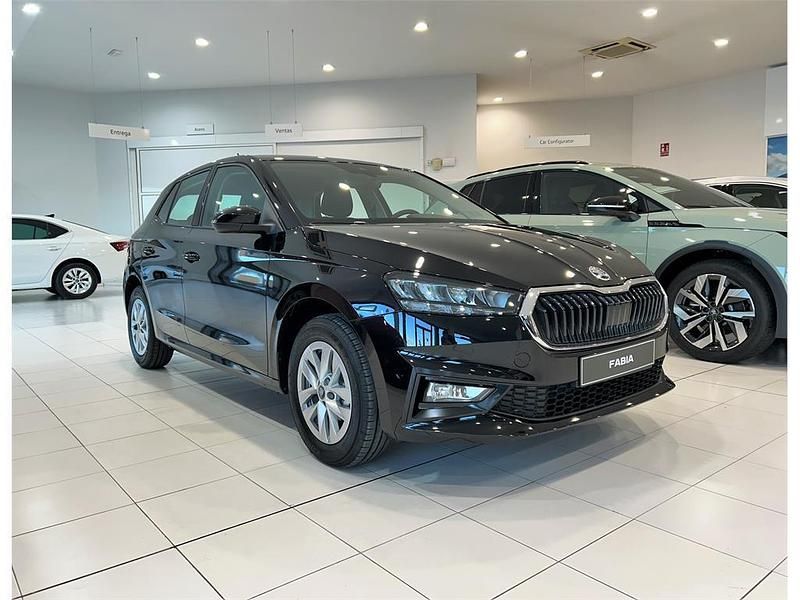 Novo Skoda Fabia 80 HP (58 kW) 2025 Preto Citadino