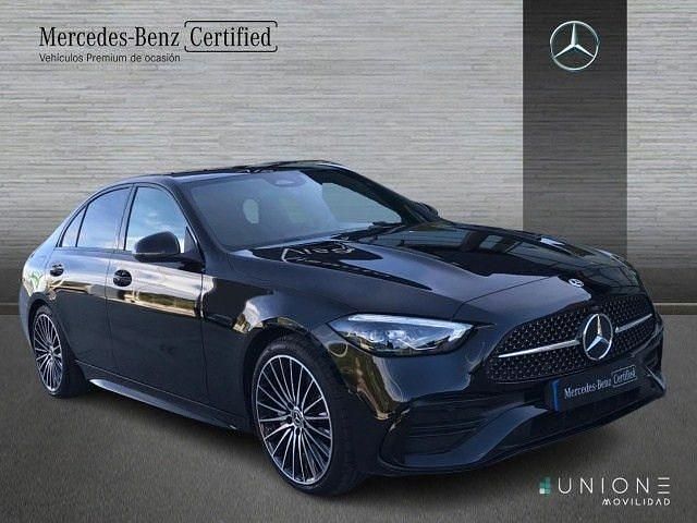 Usado Mercedes C200 AMG line 163 CV (119 kW) 2025 Negro