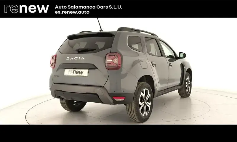Usado Dacia Duster Journey 131 CV (96 kW) 2024 Gris SUV