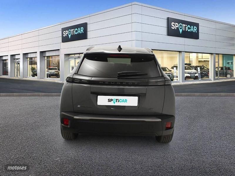 Usado Peugeot e-2008 GT 114 kW (156 CV) 2023 Gris SUV