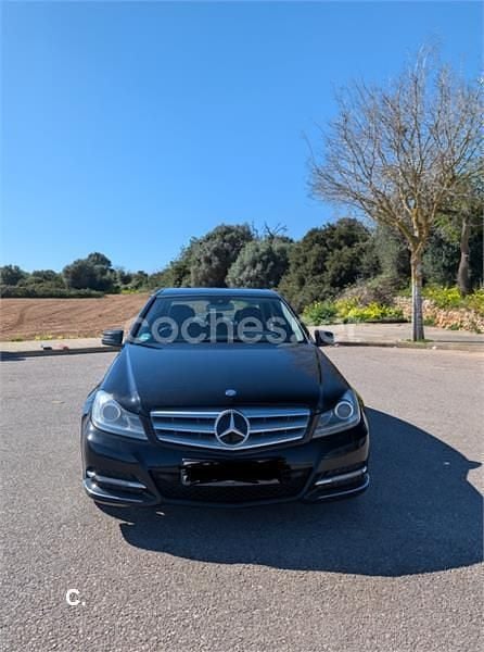 Usado Mercedes C220 Avantgarde 170 CV (125 kW) 2012 Negro Berlina