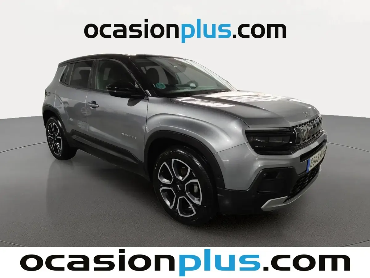 Begagnad Jeep Avenger Summit 101 HK (74 kW) 2023 Grå SUV