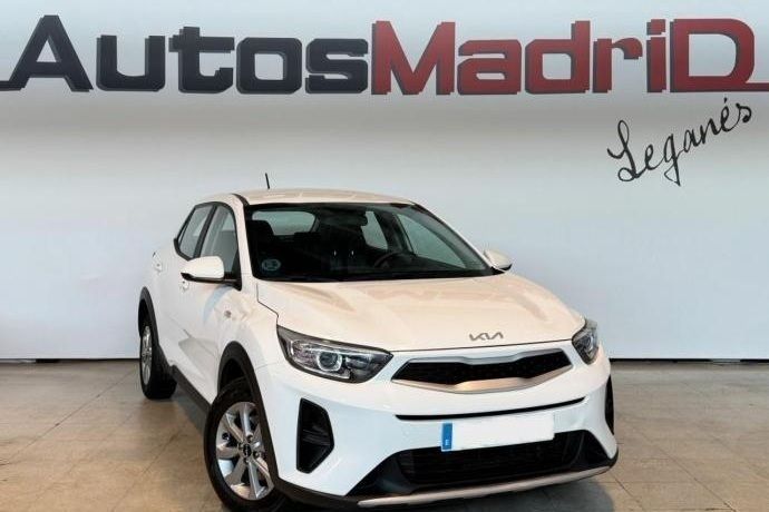 Blanco Usado 2022 Kia Stonic Plus SUV | 12.990 € (Precio justo) - Imagen 1/4