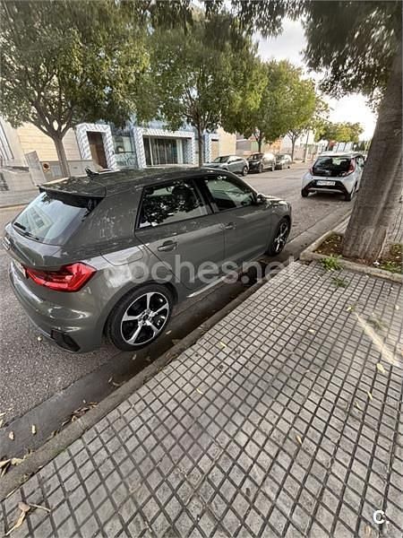 Usado Audi A1 Sportback S-Line 95 CV (69 kW) 2022 Gris / plata Utilitario