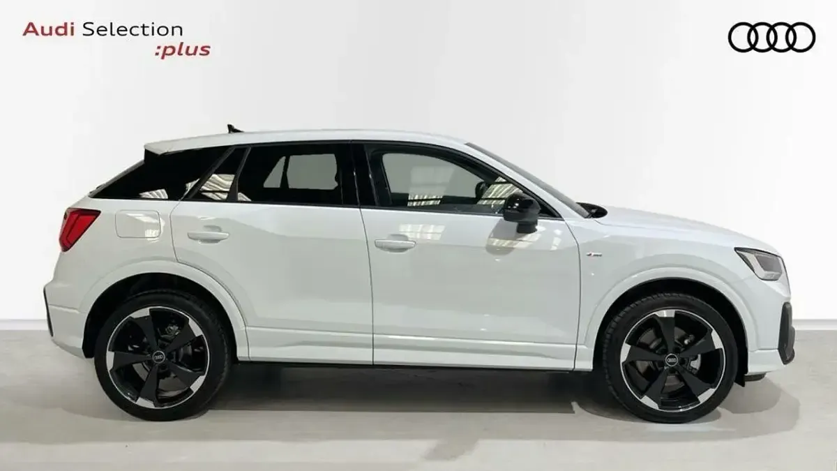 Usado Audi Q2 150 CV (110 kW) 2023 Blanco SUV
