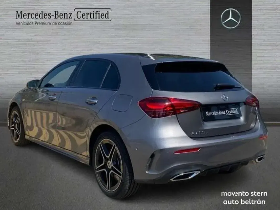 Usado Mercedes A250 Advanced 218 CV (160 kW) 2025 Gris Utilitario