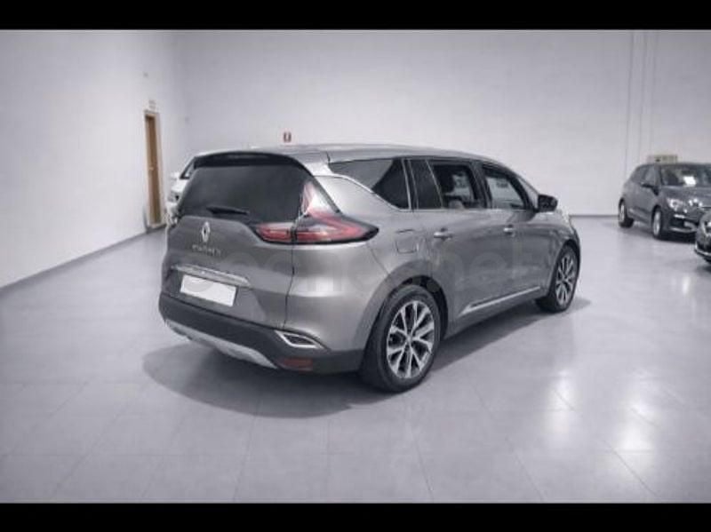 Usado Renault Espace Life 160 CV (117 kW) 2016 Gris / plata Monovolumen