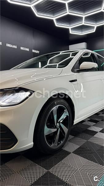 Usado VW Polo 95 CV (69 kW) 2021 Blanco Utilitario