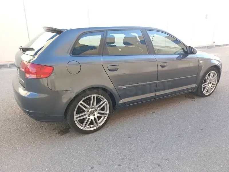 Usado Audi A3 S-Line 140 CV (102 kW) 2008 Gris / plata Utilitario
