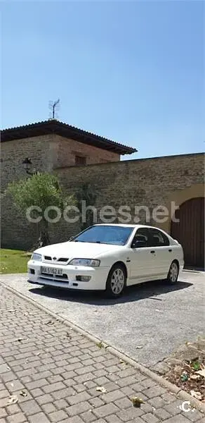 Usado Nissan Primera GT 150 CV (110 kW) 1997 Blanco Familiar