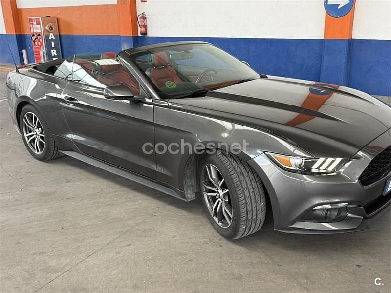Usado Ford Mustang 310 CV (228 kW) 2017 Negro Descapotable