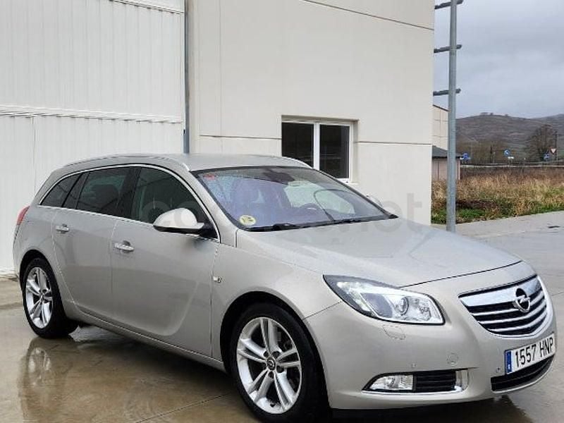 Usado Opel Insignia Eco 160 CV (117 kW) 2013 Beige Familiar