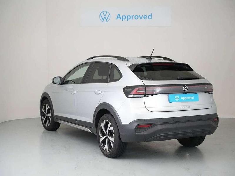 Usado VW Taigo 116 CV (85 kW) 2025 Plateado SUV