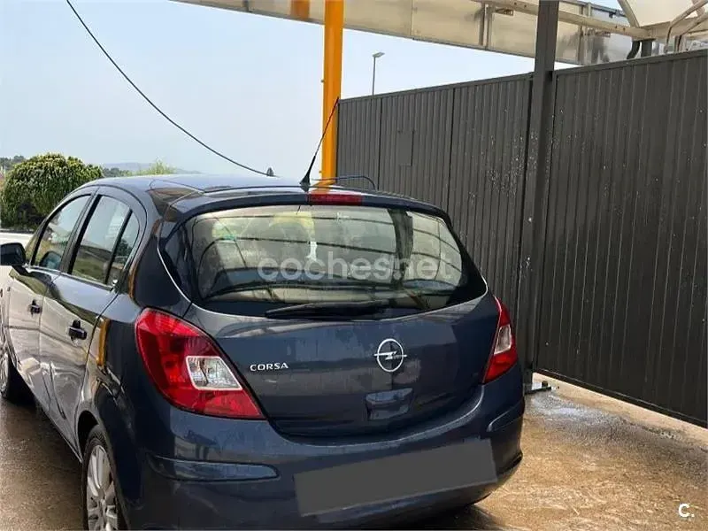 Usado Opel Corsa Cosmo 90 CV (66 kW) 2009 Azul Utilitario