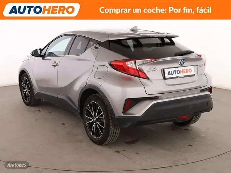 Usado Toyota C-HR Advance 122 CV (89 kW) 2018 Gris SUV