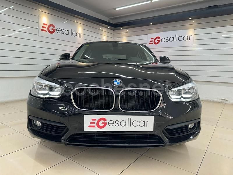 Usado BMW 118 150 CV (110 kW) 2018 Negro Utilitario
