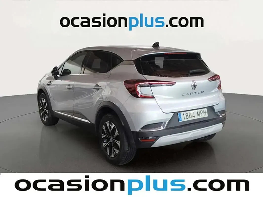 Usado Renault Captur Techno 91 CV (66 kW) 2024 Gris SUV