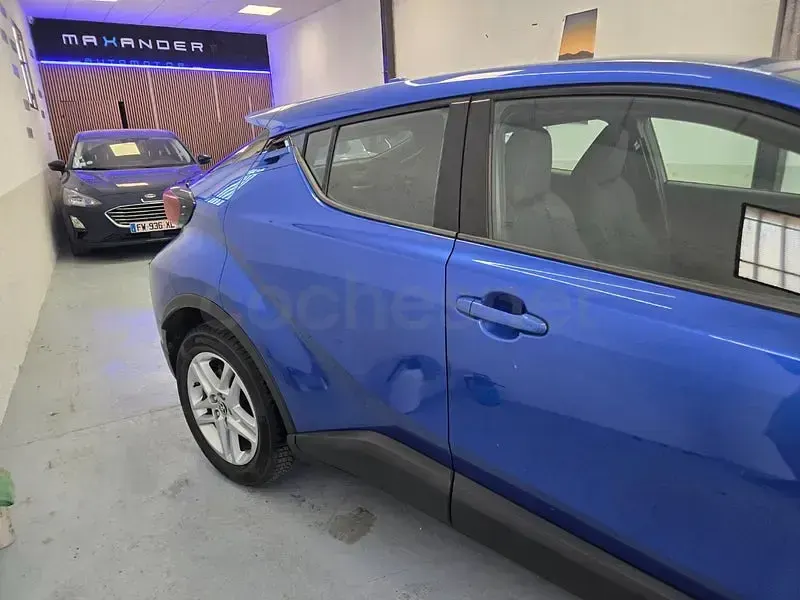 Usado Toyota C-HR Active 122 CV (89 kW) 2021 Azul SUV