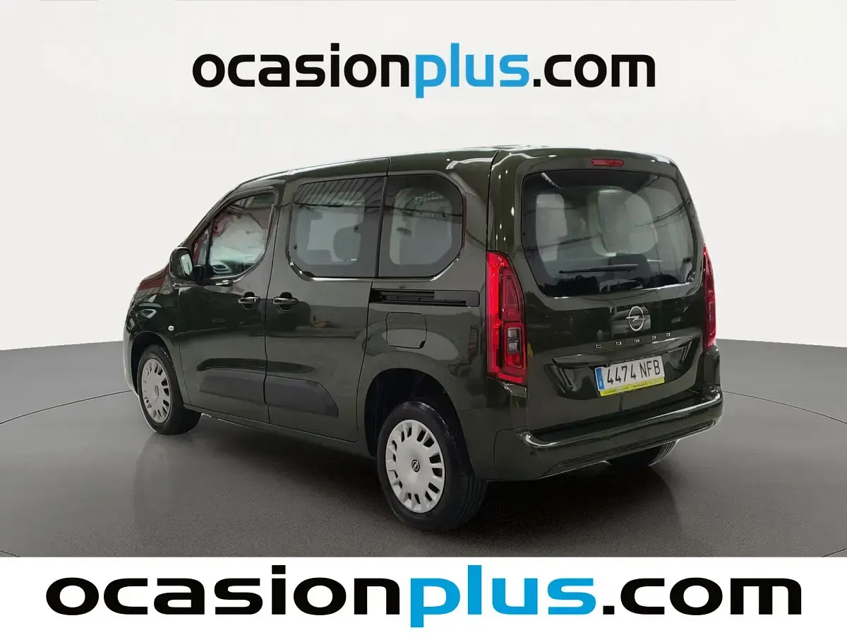 Usado Opel Combo Edition 102 CV (75 kW) 2025 Verde Monovolumen