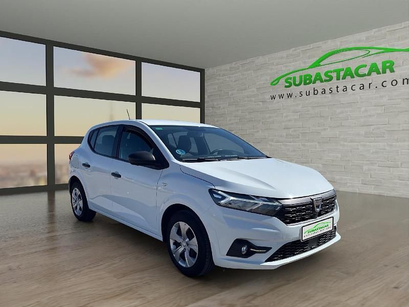 Usado Dacia Sandero Essentiel 100 CV (73 kW) 2022 Blanco