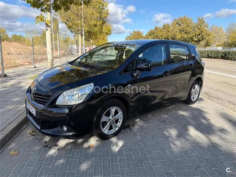 Negro Usado 2010 Toyota Verso Active Monovolumen | 6500 € (Buen precio) - Imagen 1/4