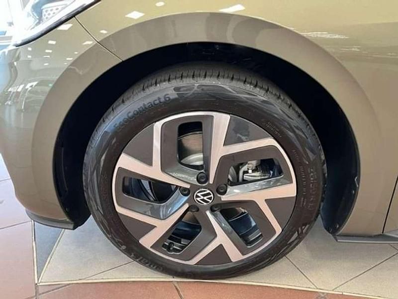 Begagnad VW ID.3 Pro 150 kW (204 HK) 2023 Svart Halvkombi
