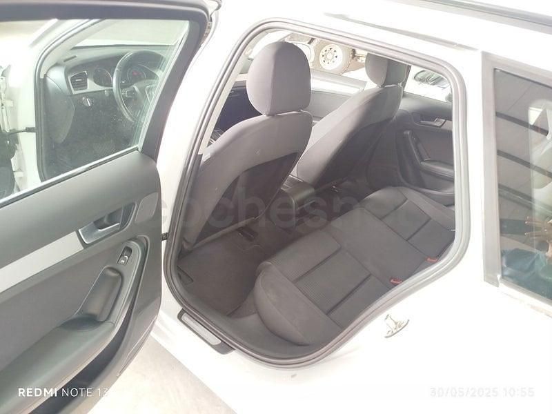 Usado Audi A4 143 CV (105 kW) 2010 Blanco Familiar