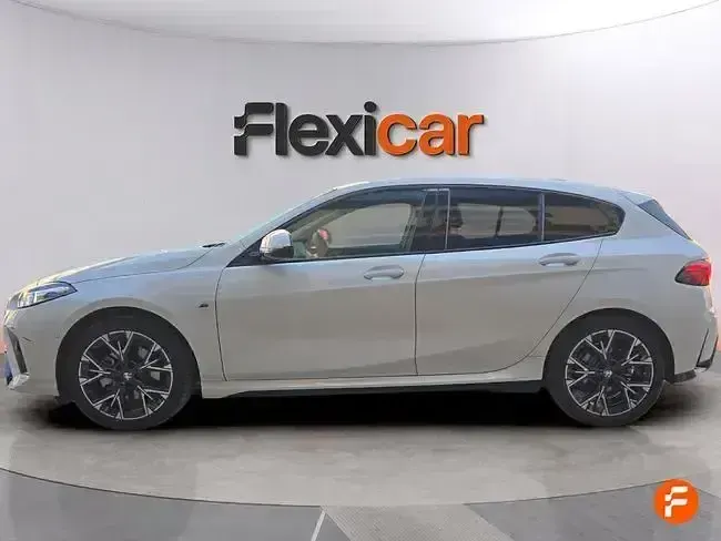 Usado BMW 120 163 HP (119 kW) 2025 Branco Citadino