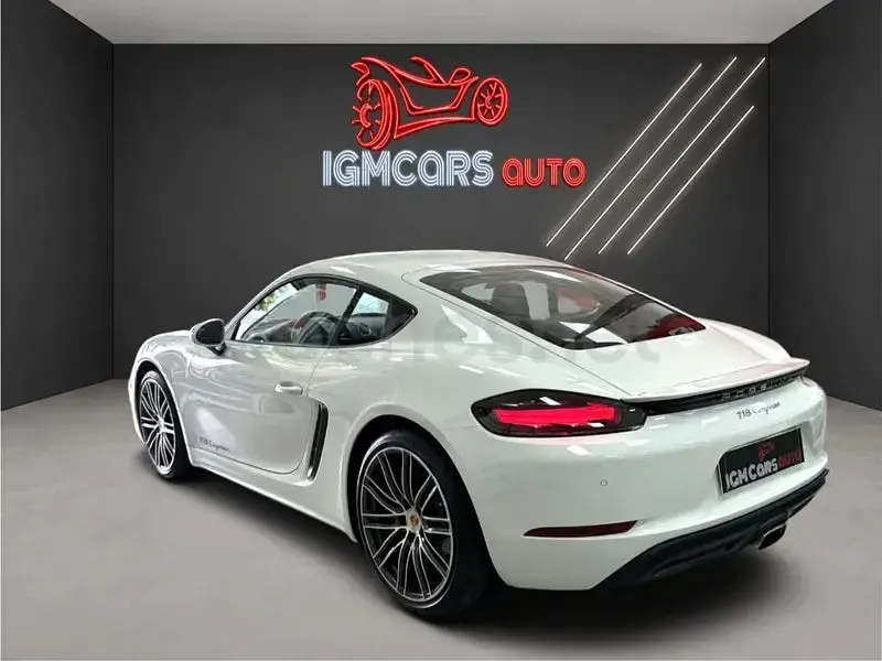 Usado Porsche 718 Cayman 300 CV (220 kW) 2019 Blanco Coupe