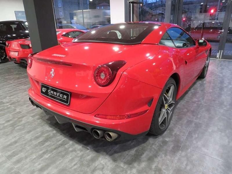 Usado Ferrari California 560 CV (411 kW) 2014 Rojo Descapotable