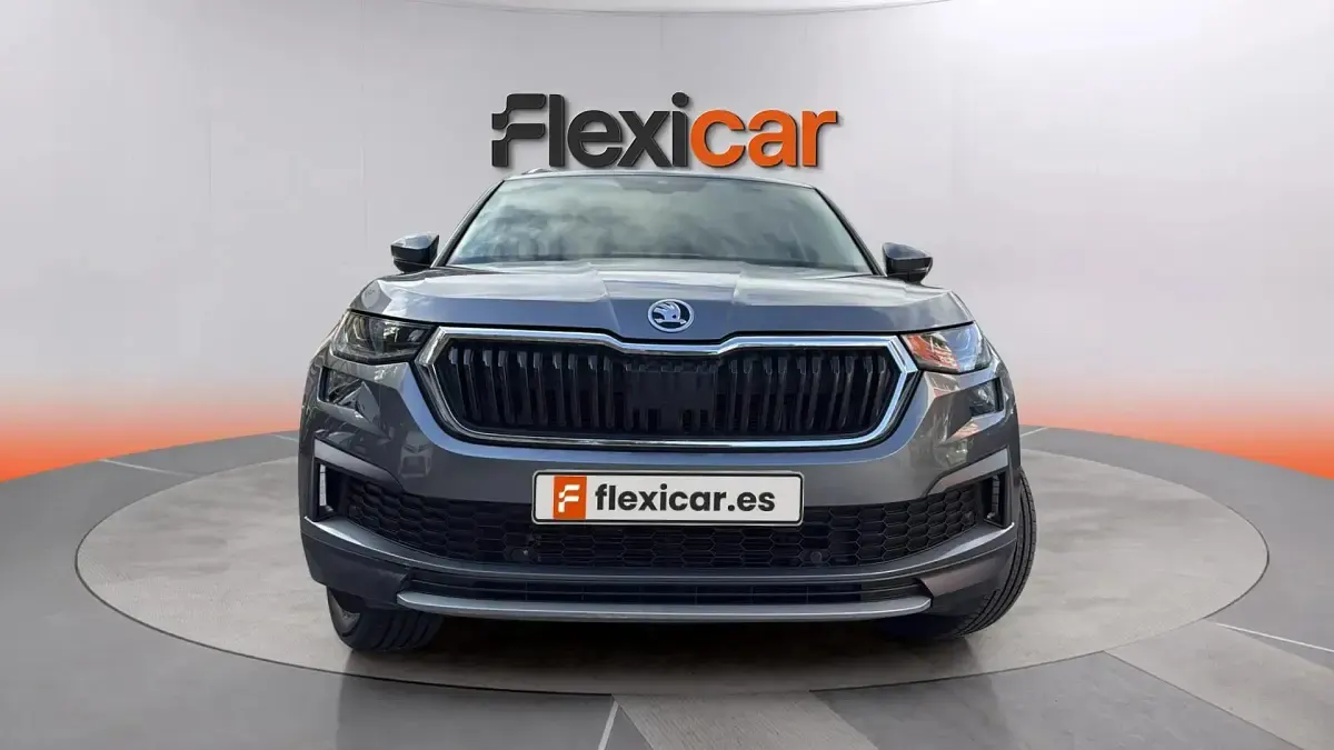 Usado Skoda Kodiaq Ambition 150 CV (110 kW) 2024 Gris SUV