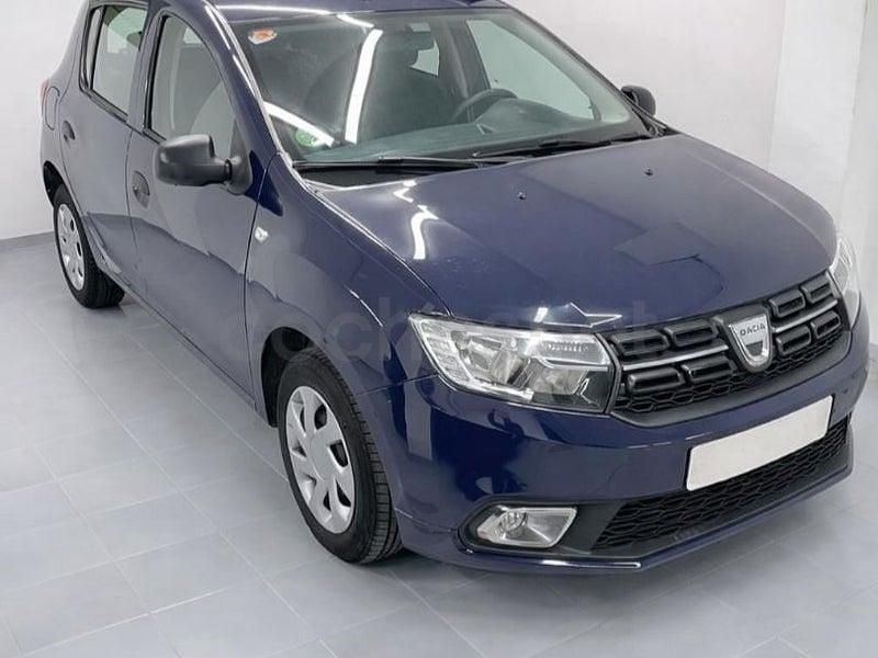 Usado Dacia Sandero Ambiance 75 CV (55 kW) 2017 Azul Berlina