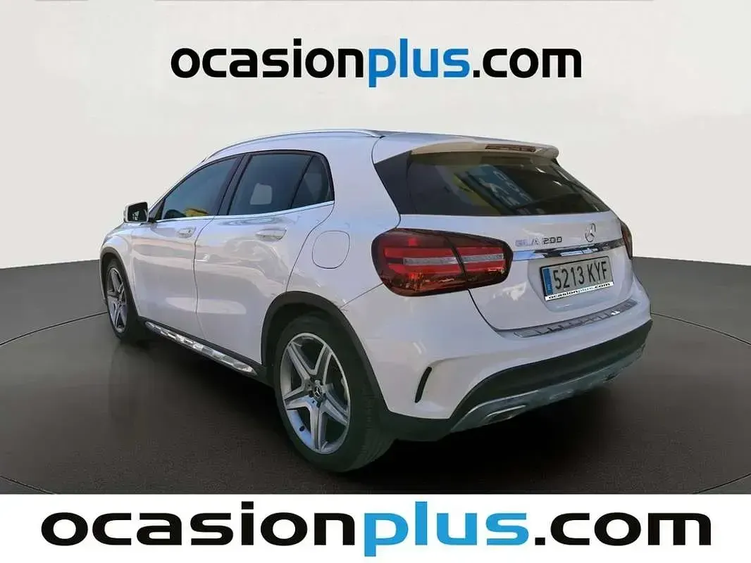 Usado Mercedes GLA200 156 CV (114 kW) 2019 Blanco SUV