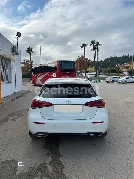 Usado Mercedes A200 156 CV (114 kW) 2018 Blanco Berlina