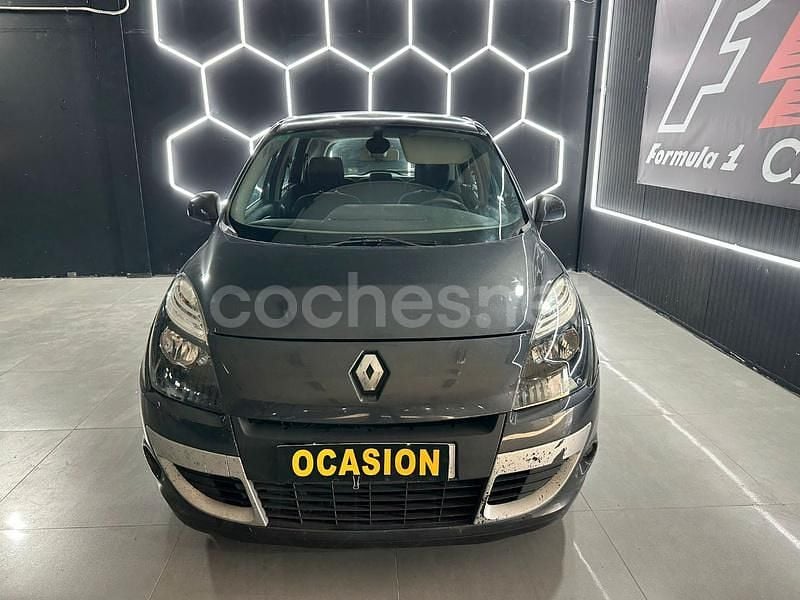 Usado Renault Scénic III 105 CV (77 kW) 2010 Negro Monovolumen