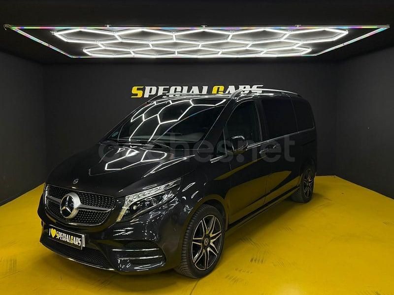 Usado Mercedes V300 Avantgarde 239 CV (175 kW) 2021 Gris / plata Monovolumen