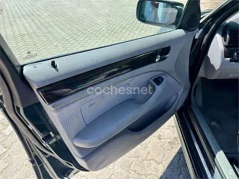Usado BMW 320 150 CV (110 kW) 2001 Verde Berlina