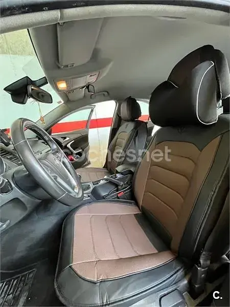 Usado Opel Insignia Cosmo 130 CV (95 kW) 2011 Gris / plata Berlina