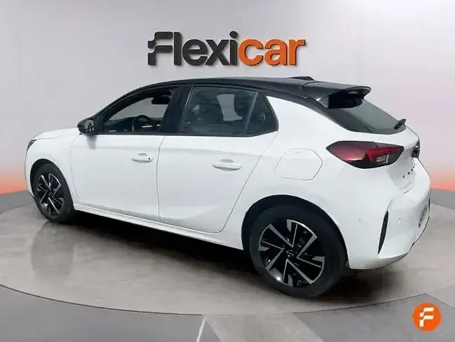 Usado Opel Corsa 100 CV (73 kW) 2023 Blanco Utilitario