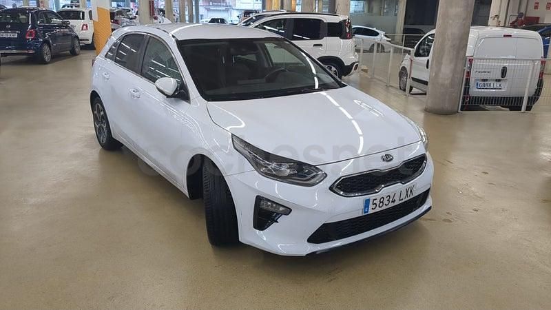 Usado Kia Ceed 160 CV (117 kW) 2022 Blanco Utilitario