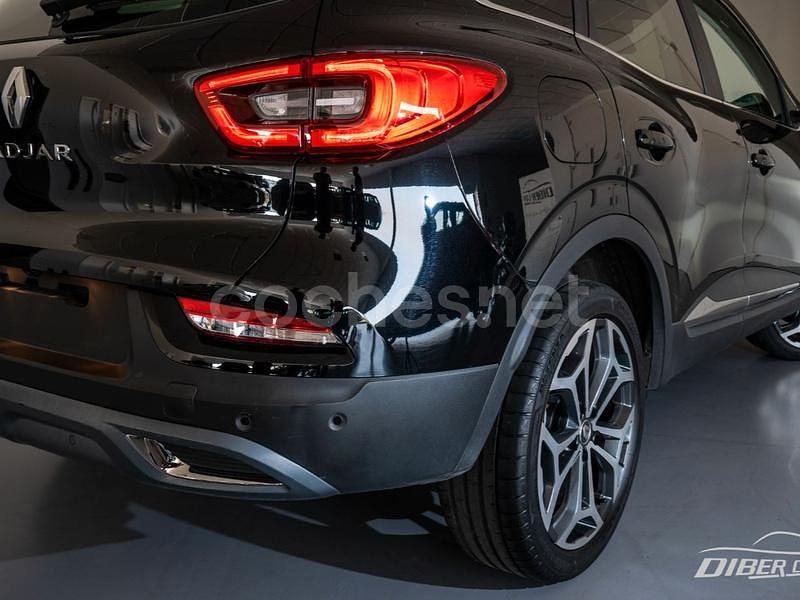 Usado Renault Kadjar Techno 140 CV (102 kW) 2022 Negro SUV
